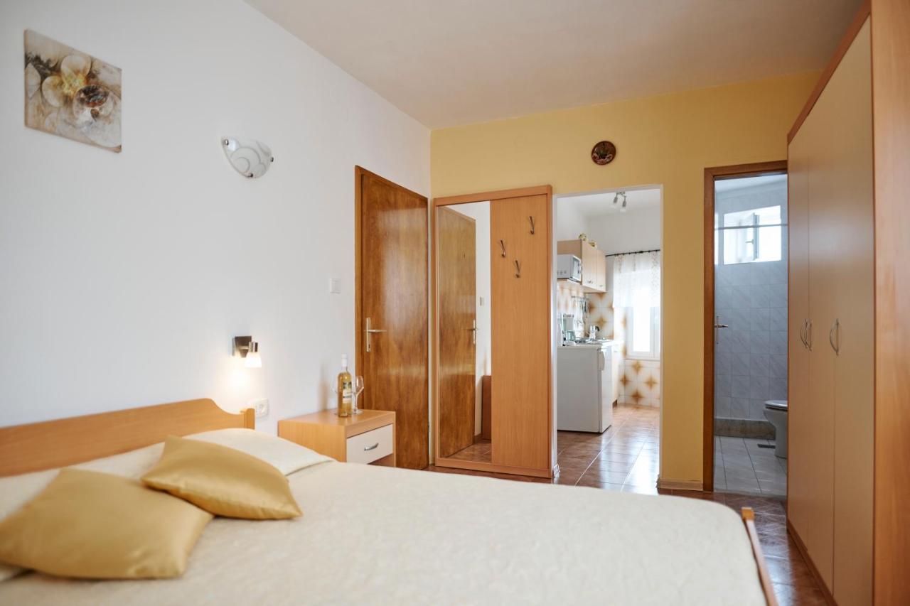 Guesthouse Villa Galovic Brseč Esterno foto