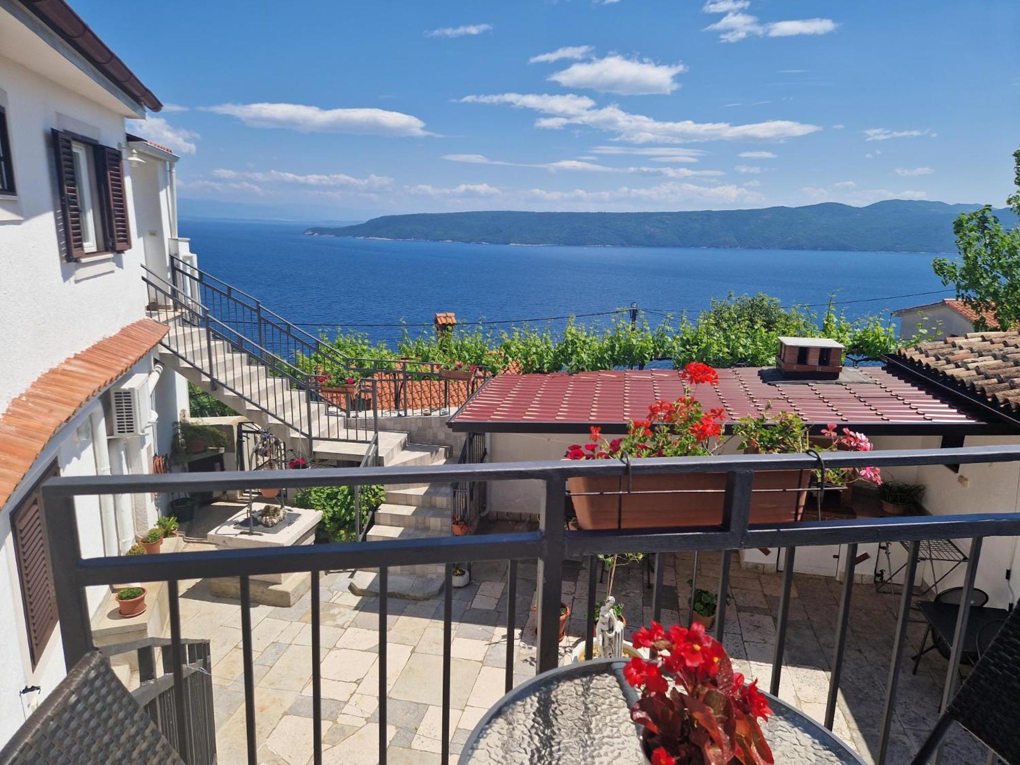 Guesthouse Villa Galovic Brseč Esterno foto